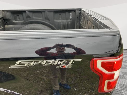 Used 2020 Ford F150 XLT w/ Equipment Group 302A Luxury AWD/4WD image 21