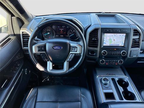 Used 2021 Ford Expedition XLT image 25