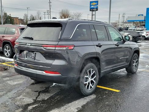 New 2025 Jeep Grand Cherokee Limited w/ Trailer Tow Package image 4