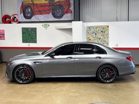 Used 2019 Mercedes-Benz E 63 AMG S image 4