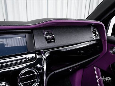 Used 2023 Rolls-Royce Cullinan w/ Cullinan Package AWD/4WD image 32