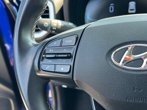 Used 2023 Hyundai Venue Limited w/ Cargo Package FWD image 20