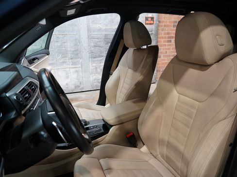Used 2018 BMW X3 M40i w/ Premium Package image 42