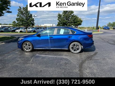 Certified 2024 Kia Forte LXS w/ LXS Technology Package FWD image 8