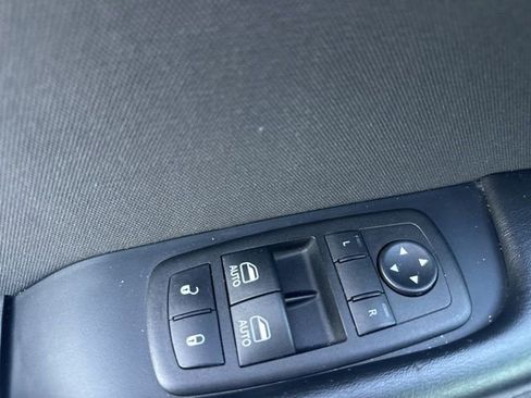 Used 2023 Dodge Challenger SXT image 18