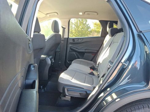 Used 2022 Ford Escape SE w/ Cold Weather Package image 10