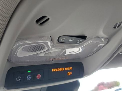 Certified 2024 Chevrolet TrailBlazer LT w/ Convenience Package FWD image 30