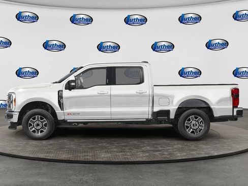 Used 2023 Ford F250 Lariat w/ Lariat Ultimate Package AWD/4WD image 3