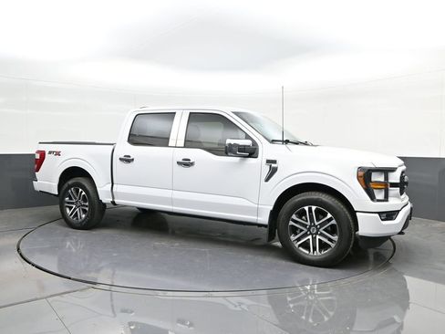 Used 2023 Ford F150 Lariat image 17