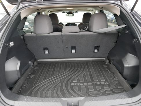 Used 2024 Subaru Crosstrek 2.0i Premium image 18