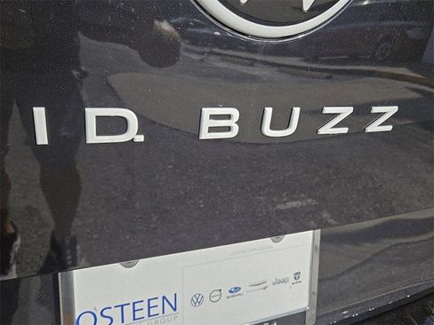 New 2025 Volkswagen ID. Buzz Pro S image 14