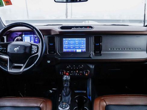 Used 2022 Ford Bronco Outer Banks image 13