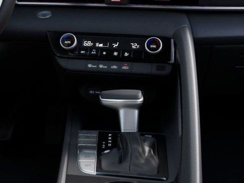 New 2026 Hyundai Elantra Hybrid FWD image 16
