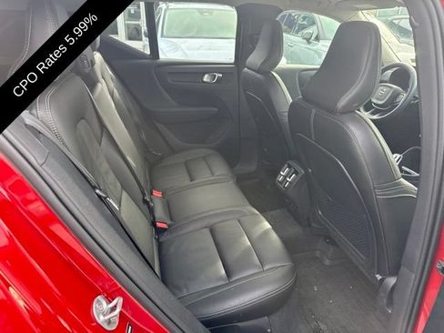 Used 2023 Volvo XC40 B5 Plus w/ Driver Assist Package AWD/4WD image 5
