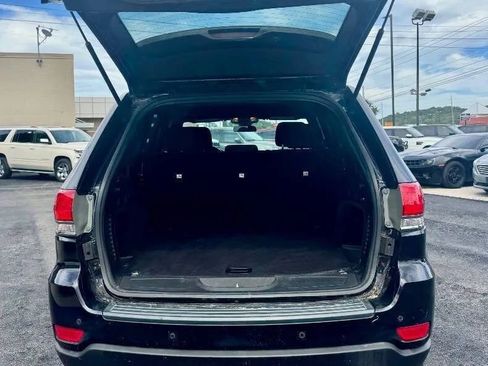 Used 2018 Jeep Grand Cherokee Laredo image 7