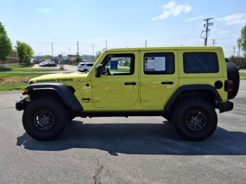 Used 2022 Jeep Wrangler Unlimited Sport AWD/4WD image 7