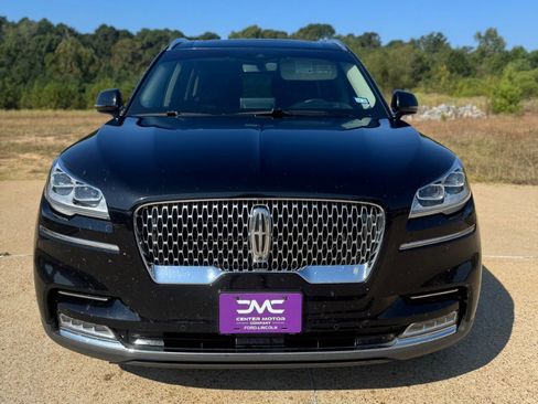 Used 2020 Lincoln Aviator Reserve w/ Equipment Group 202A image 2