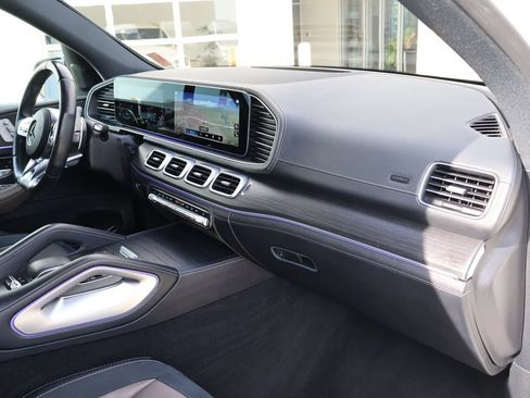 Certified 2022 Mercedes-Benz GLE 53 AMG 4MATIC image 12