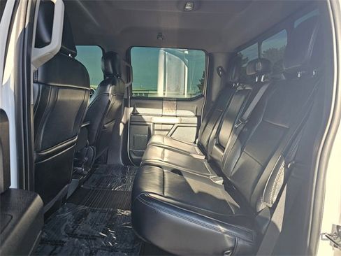 Used 2019 Ford F250 Lariat w/ Lariat Value Package image 12
