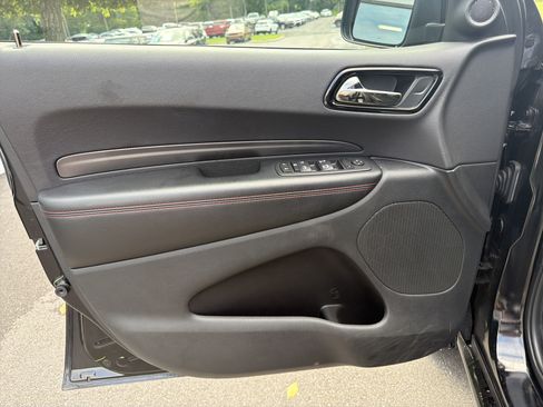 Used 2025 Dodge Durango GT AWD/4WD image 16
