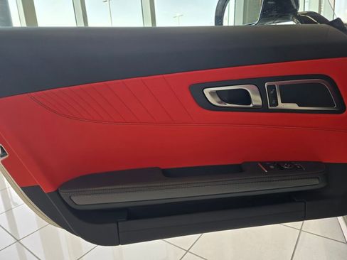 Used 2018 Mercedes-Benz AMG GT C image 32