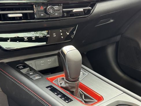 New 2026 Nissan Kicks SR w/ SR Premium Package AWD/4WD image 8