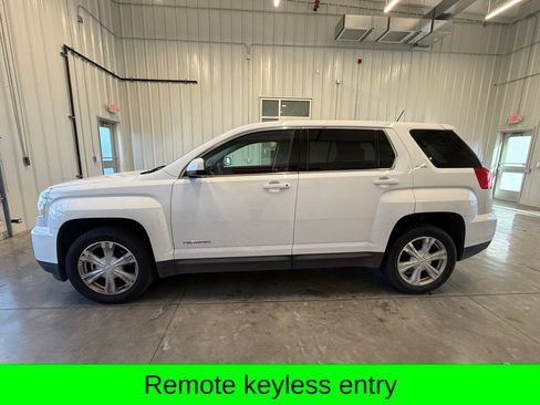 Used 2017 GMC Terrain SLE image 4