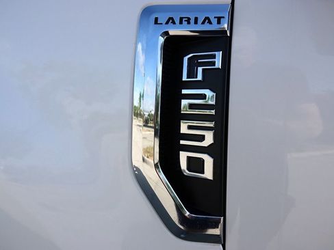 Used 2019 Ford F250 Lariat w/ Lariat Value Package AWD/4WD image 53