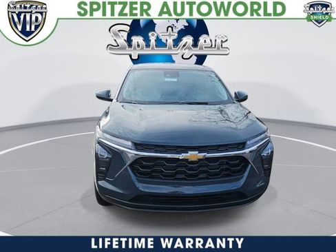 New 2026 Chevrolet Trax LS w/ LS Convenience Package image 3