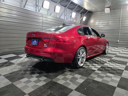 Used 2017 Jaguar XF R-Sport image 5