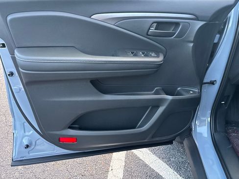 New 2026 Honda Ridgeline Sport image 12