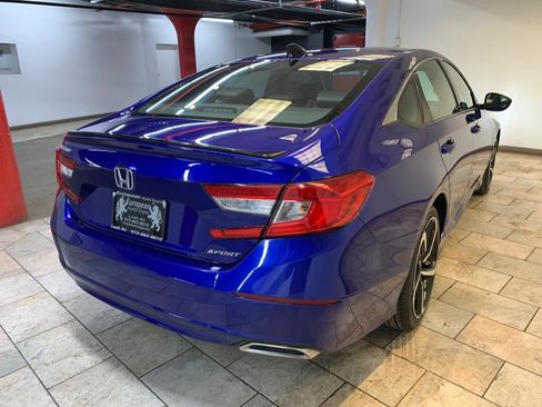 Used 2022 Honda Accord Sport image 5