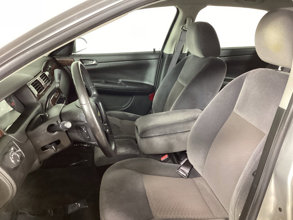 Used 2013 Chevrolet Impala LS FWD image 10
