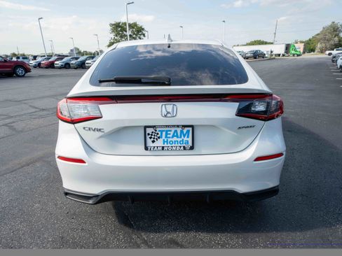 Used 2025 Honda Civic Sport image 5