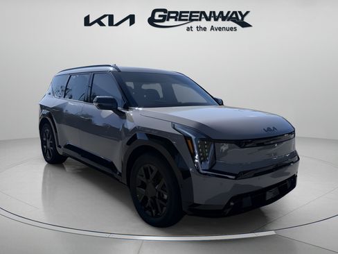 New 2026 Kia EV9 Land w/ Nightfall Edition Package image 1