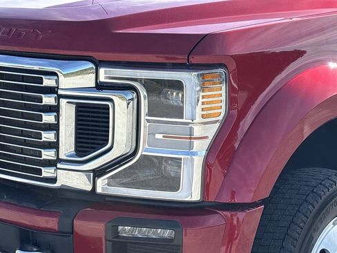Used 2022 Ford F450 Platinum w/ FX4 Off-Road Package image 31