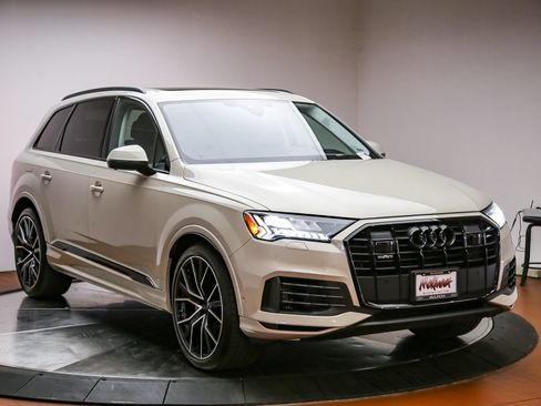 Certified 2023 Audi Q7 3.0T Prestige AWD/4WD image 3