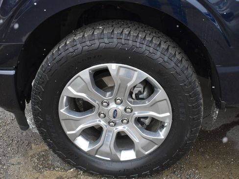 Used 2022 Ford F150 Platinum w/ Trailer Tow Package image 6