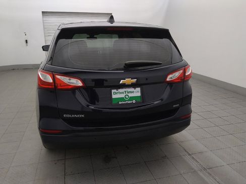 Used 2021 Chevrolet Equinox LS AWD/4WD image 6