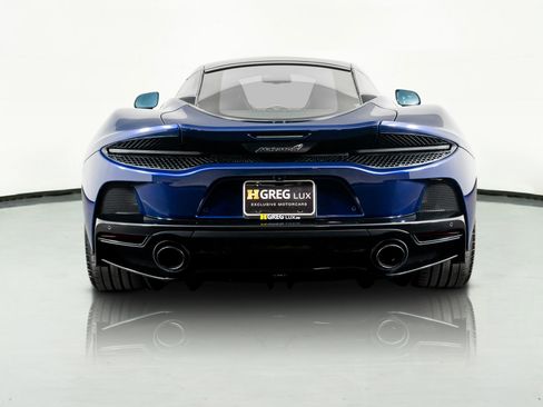 Used 2023 McLaren GT image 11