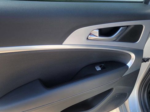 Used 2019 Genesis G70 2.0T Advanced w/ Elite Package image 20