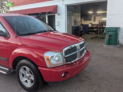 Used 2006 Dodge Durango SLT image 4