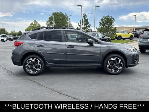 Used 2022 Subaru Crosstrek 2.5i Limited w/ Moonroof Package 2 AWD/4WD image 3