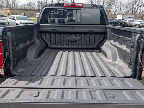 Used 2023 Chevrolet Colorado Trail Boss w/ Technology Package image 9