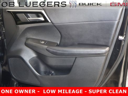 Used 2022 Mitsubishi Outlander SE image 19
