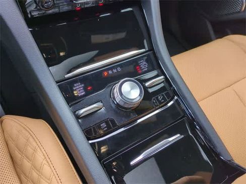 New 2025 Jeep Grand Cherokee Summit image 34