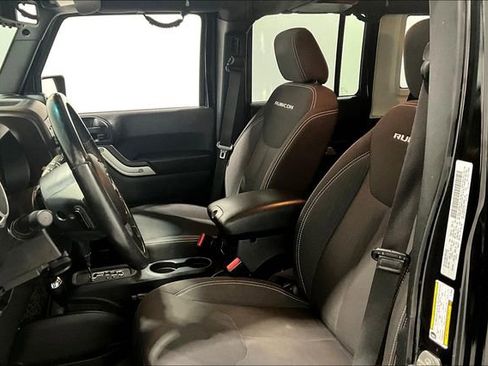 Used 2016 Jeep Wrangler Unlimited Rubicon AWD/4WD image 21