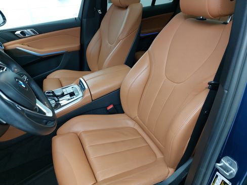 Used 2022 BMW X5 xDrive40i w/ Premium Package image 5