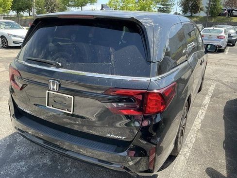 Used 2025 Honda Odyssey Sport-L image 5