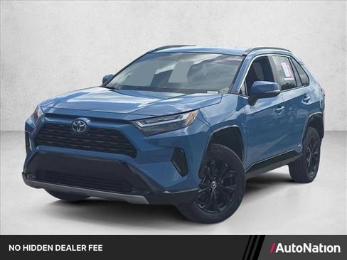 Used 2023 Toyota RAV4 SE AWD/4WD image 1